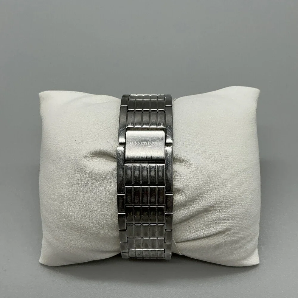 Kenneth Cole see photos